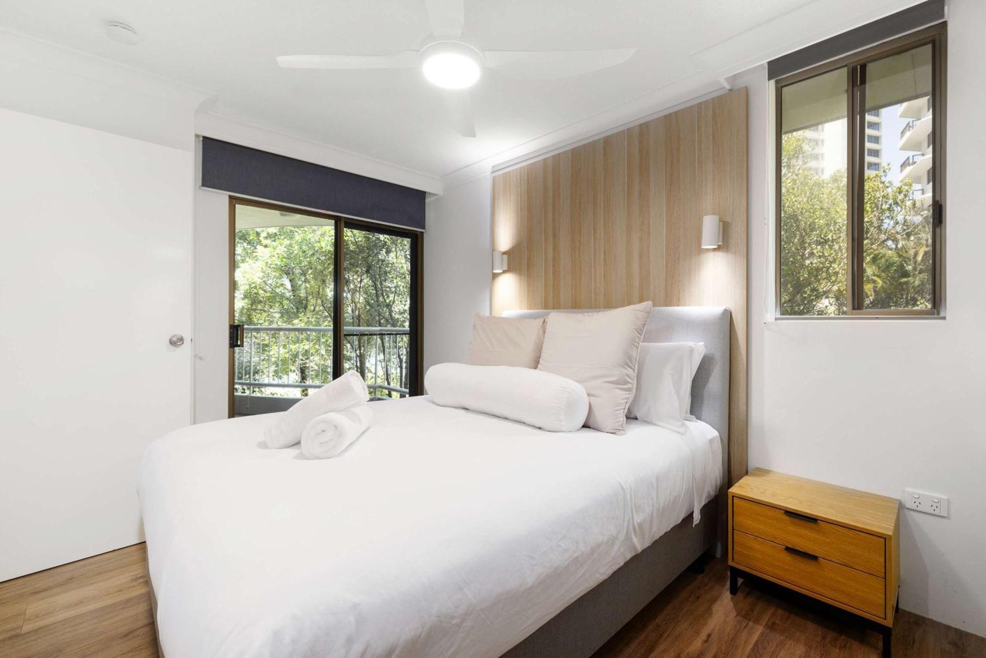Newi Cozy 2br The Heart Of Surf's Parking Pool * Gold Coast