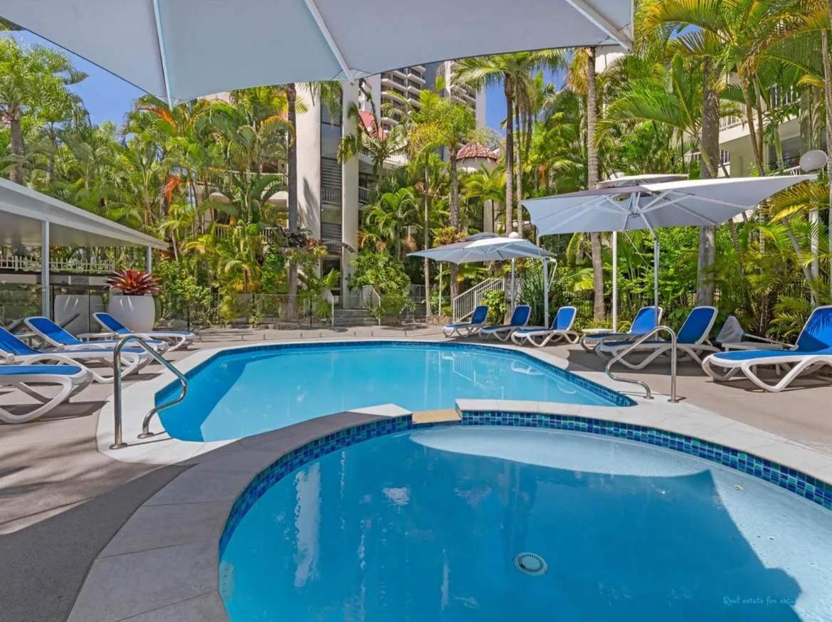 Newi Cozy 2br The Heart Of Surf's Parking Pool Gold Coast